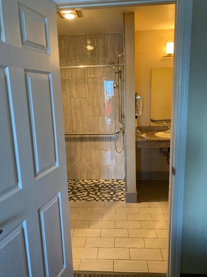 سان كارلوس Good Living Inn المظهر الخارجي الصورة