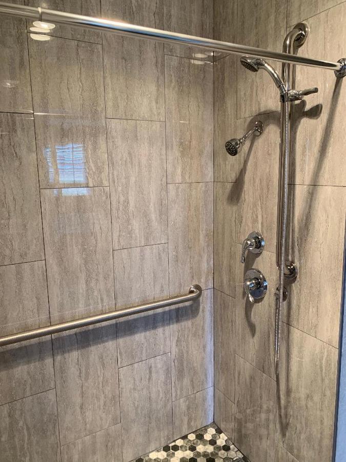 سان كارلوس Good Living Inn المظهر الخارجي الصورة