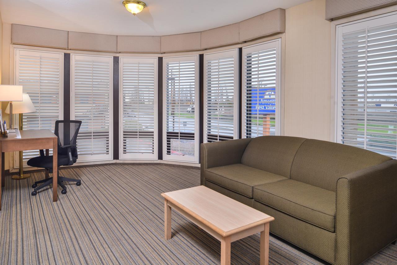 سان كارلوس Good Living Inn المظهر الخارجي الصورة