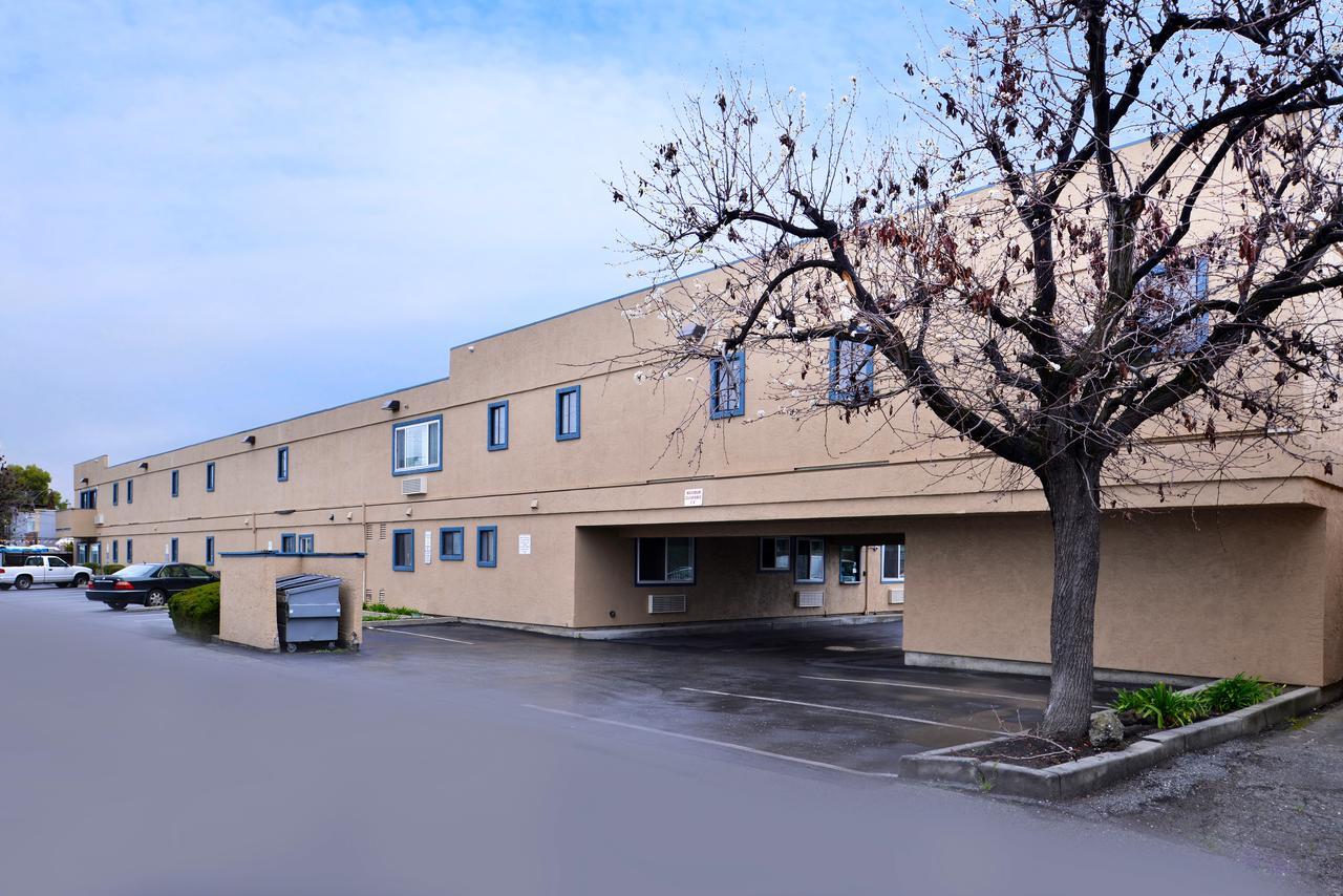 سان كارلوس Good Living Inn المظهر الخارجي الصورة