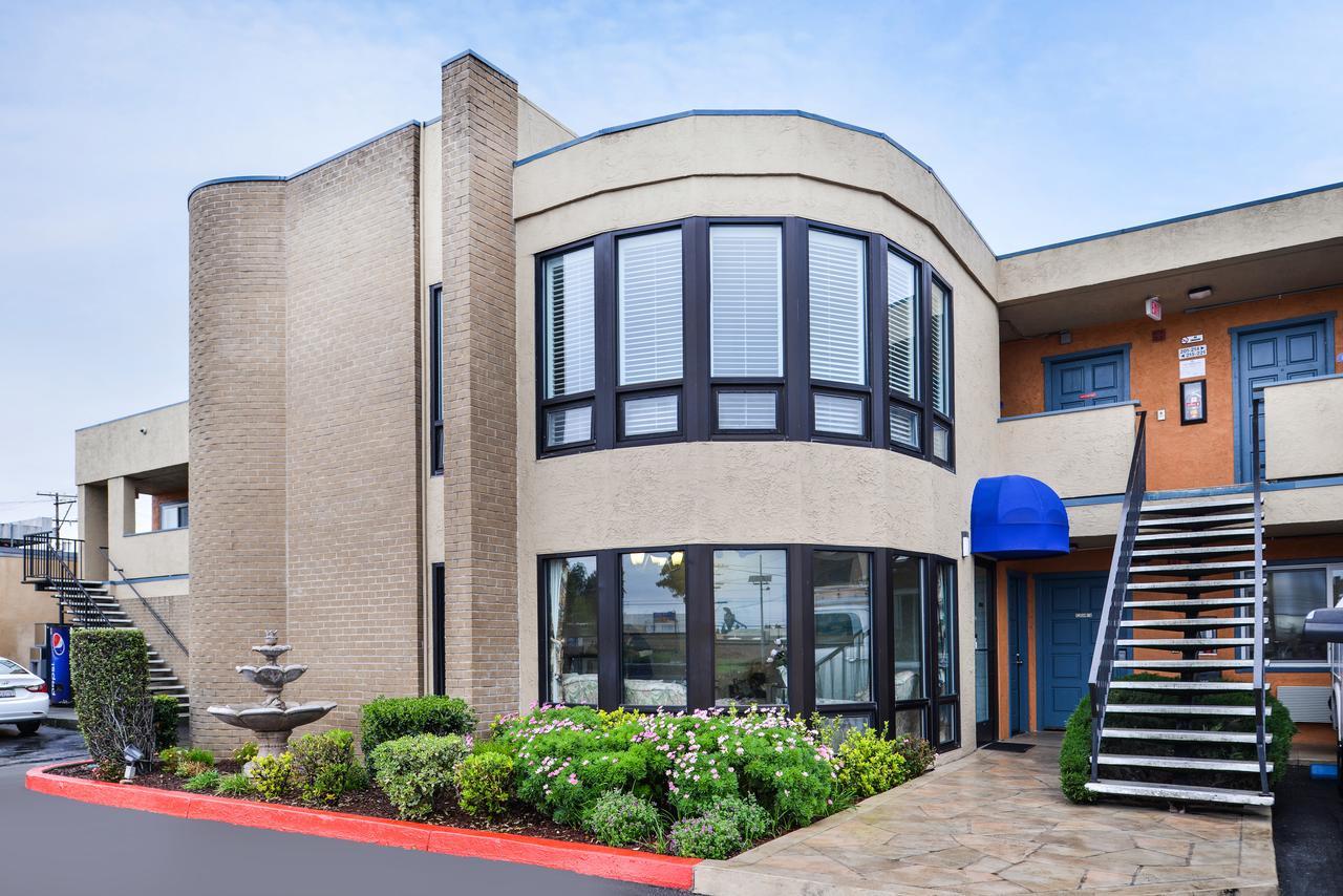 سان كارلوس Good Living Inn المظهر الخارجي الصورة