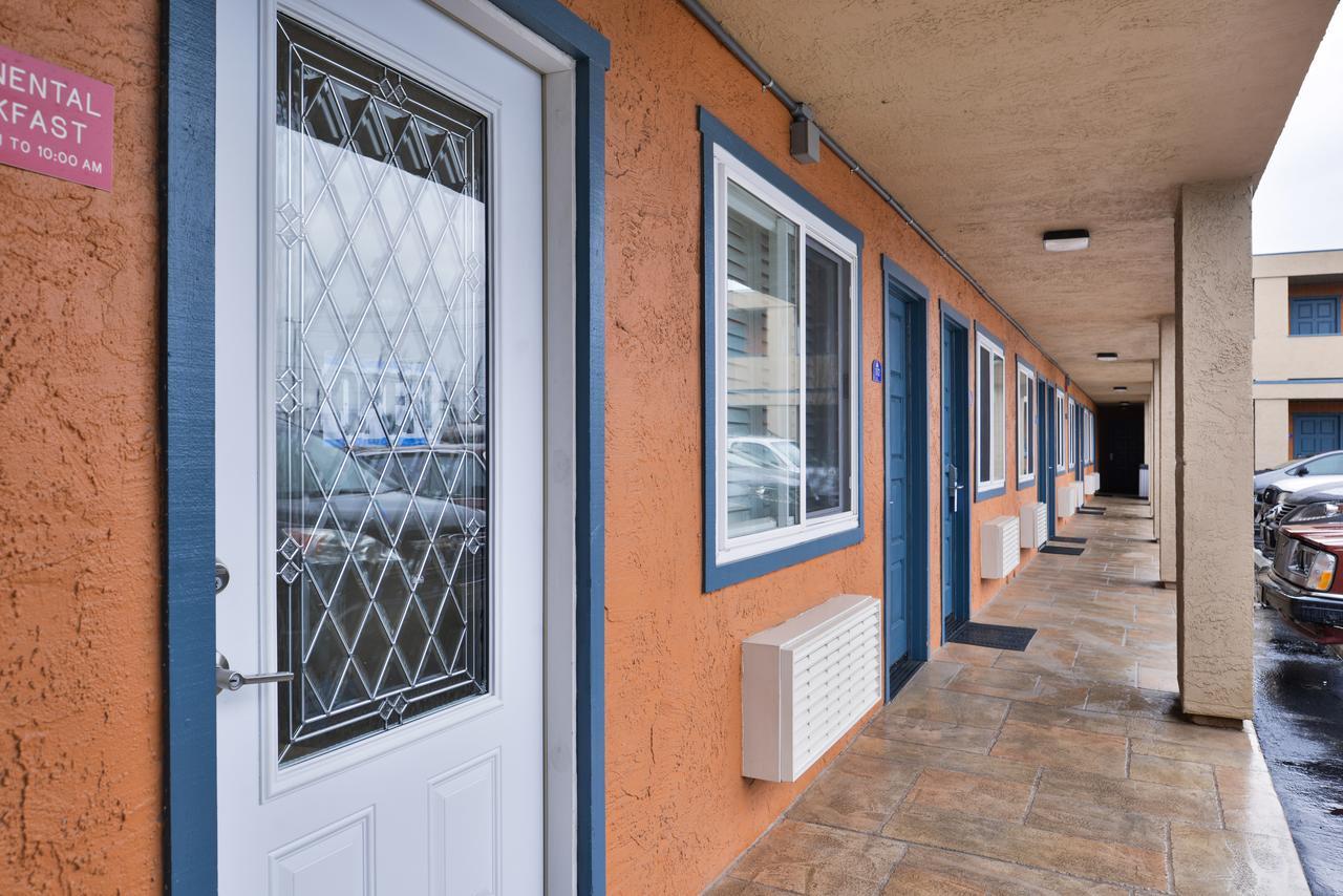 سان كارلوس Good Living Inn المظهر الخارجي الصورة