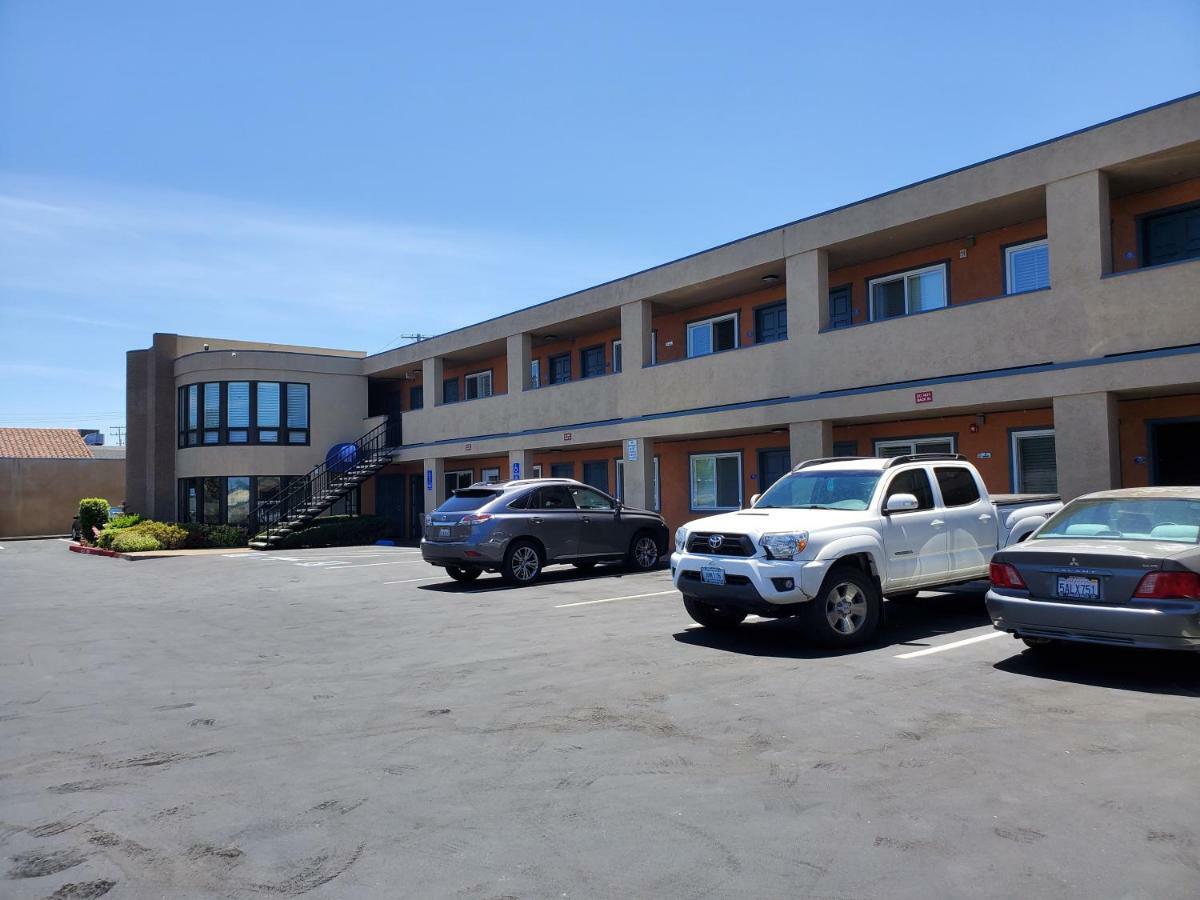 سان كارلوس Good Living Inn المظهر الخارجي الصورة